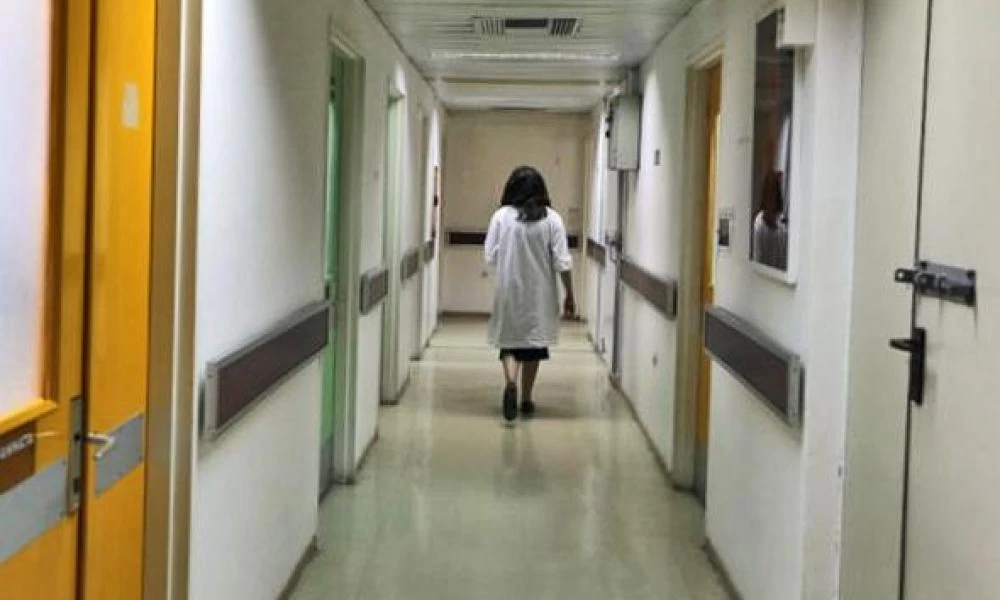 Νοσοκομείο Καβάλας: Ασθενής ξυλοκόπησε νοσηλεύτρια στα επείγοντα